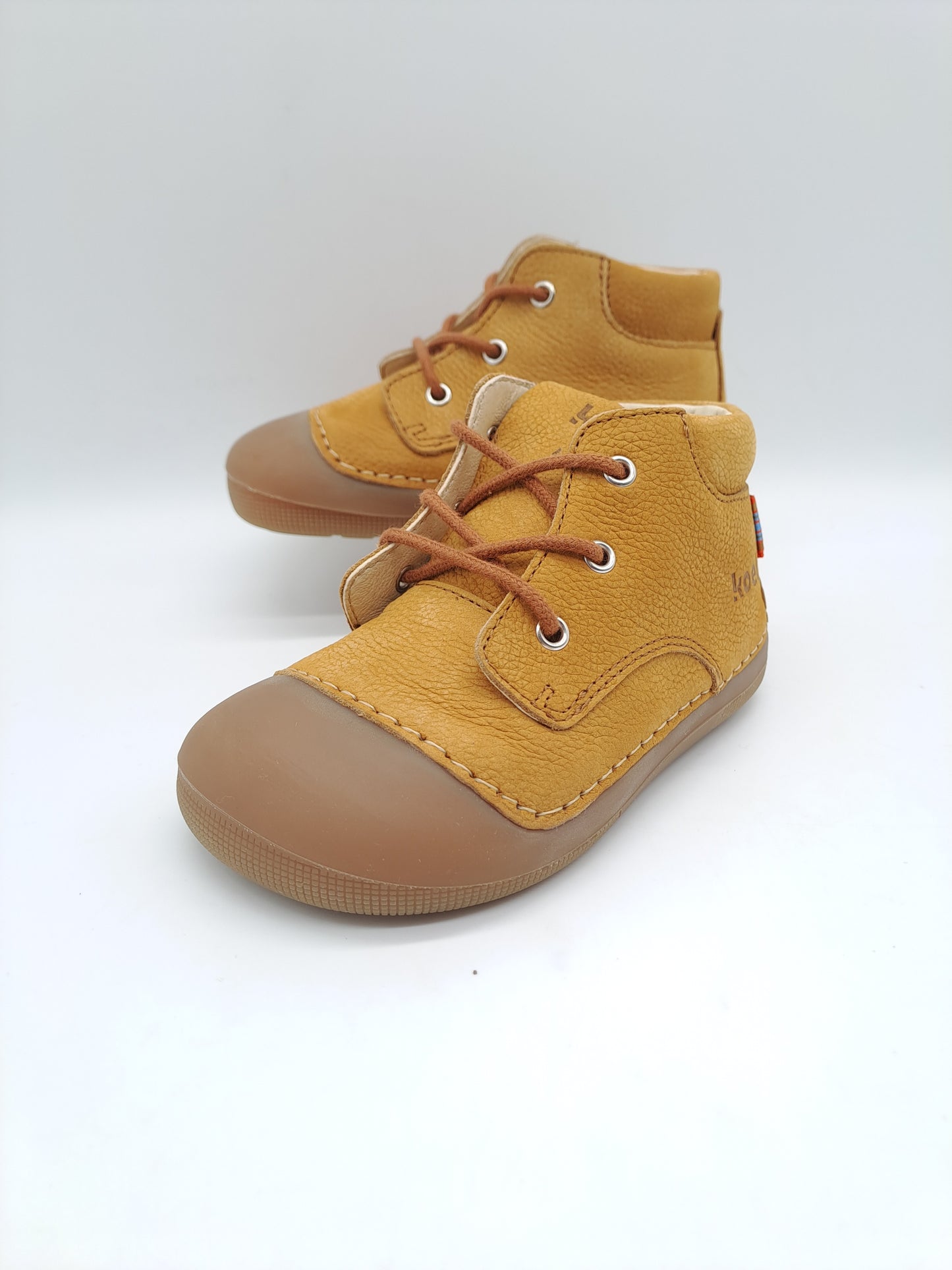 Koel Barefoot Avery Leather