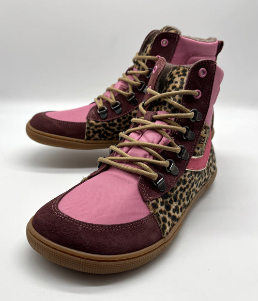 Koel Barefoot Fox Fantasy