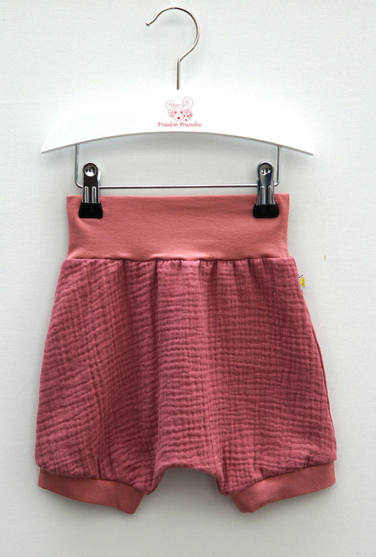 Fräulein Prusselise Short