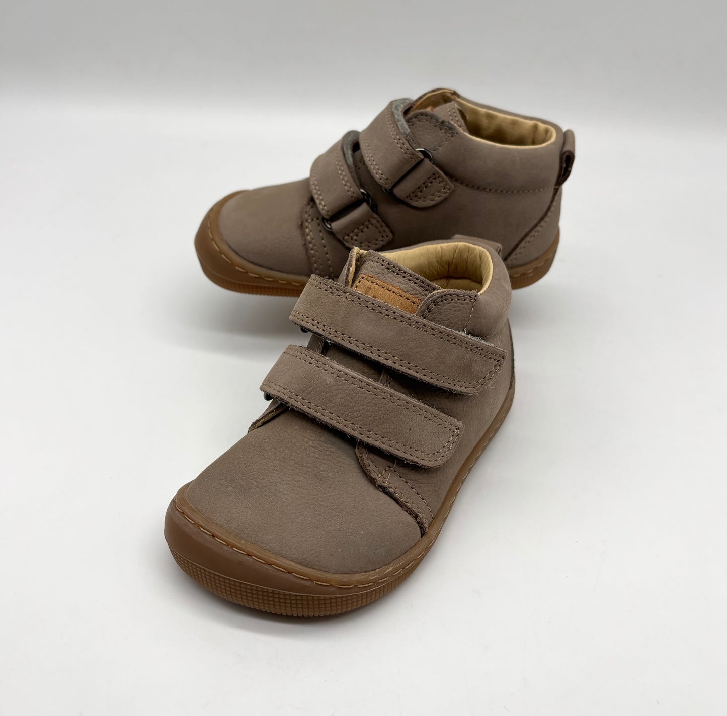 Koel Barefoot Kami W .