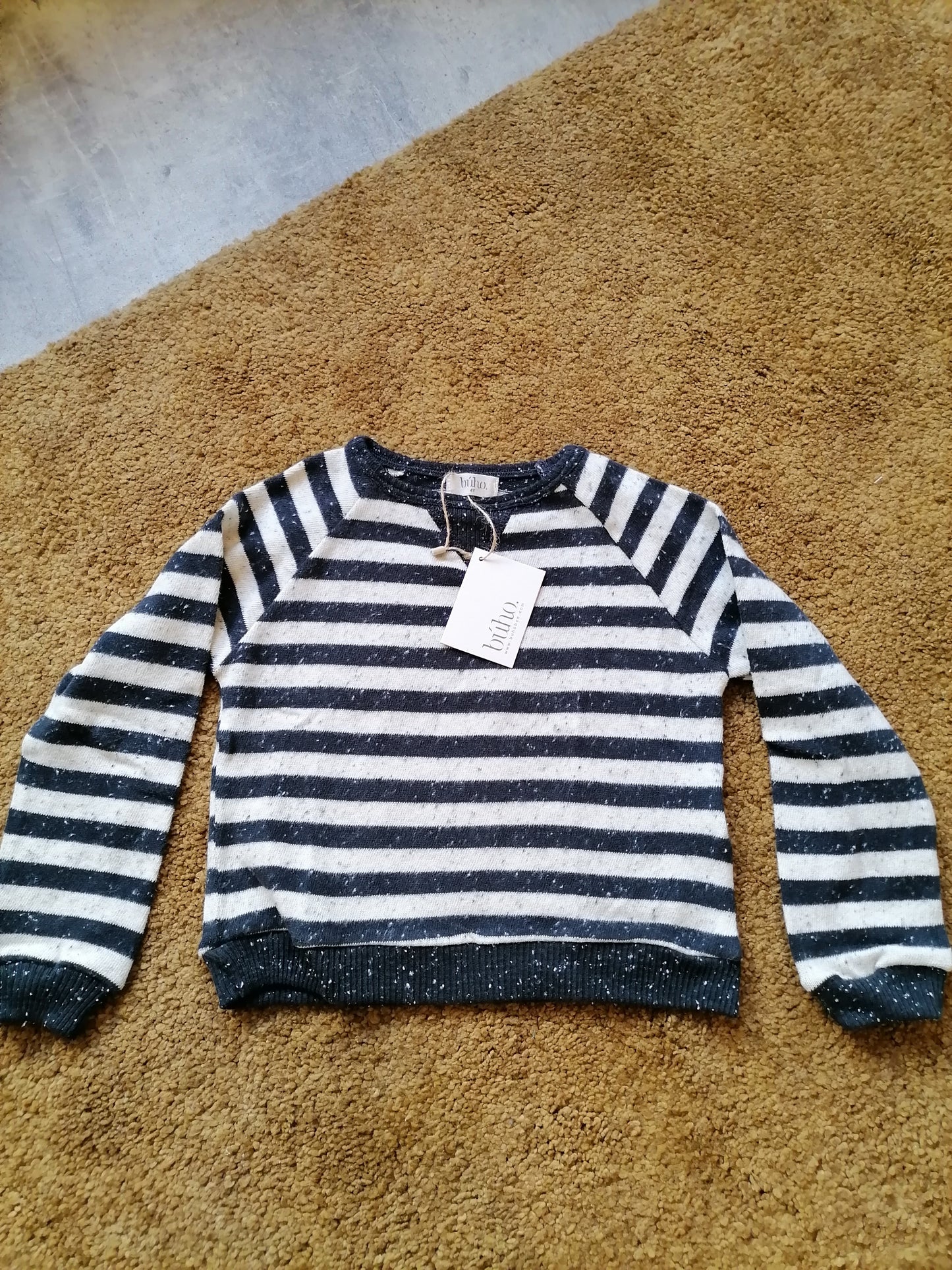 Buho Sweatshirt Stripes .