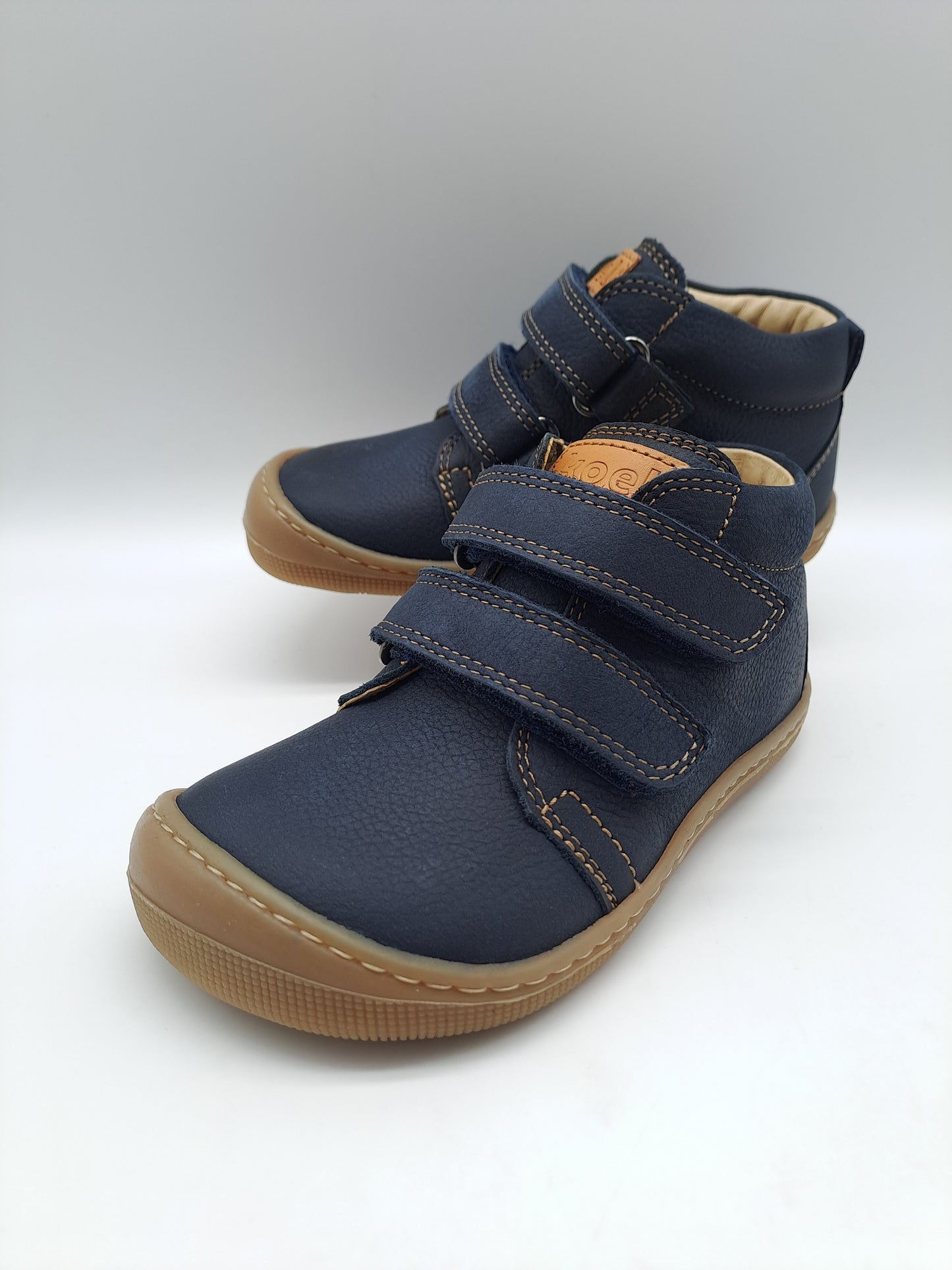 Koel Barefoot Dino W Napa Grain