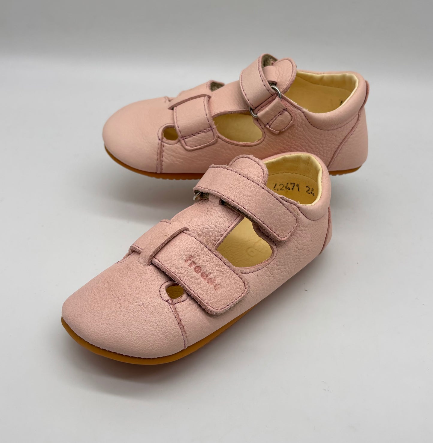 Froddo Prewalker Sandalen .