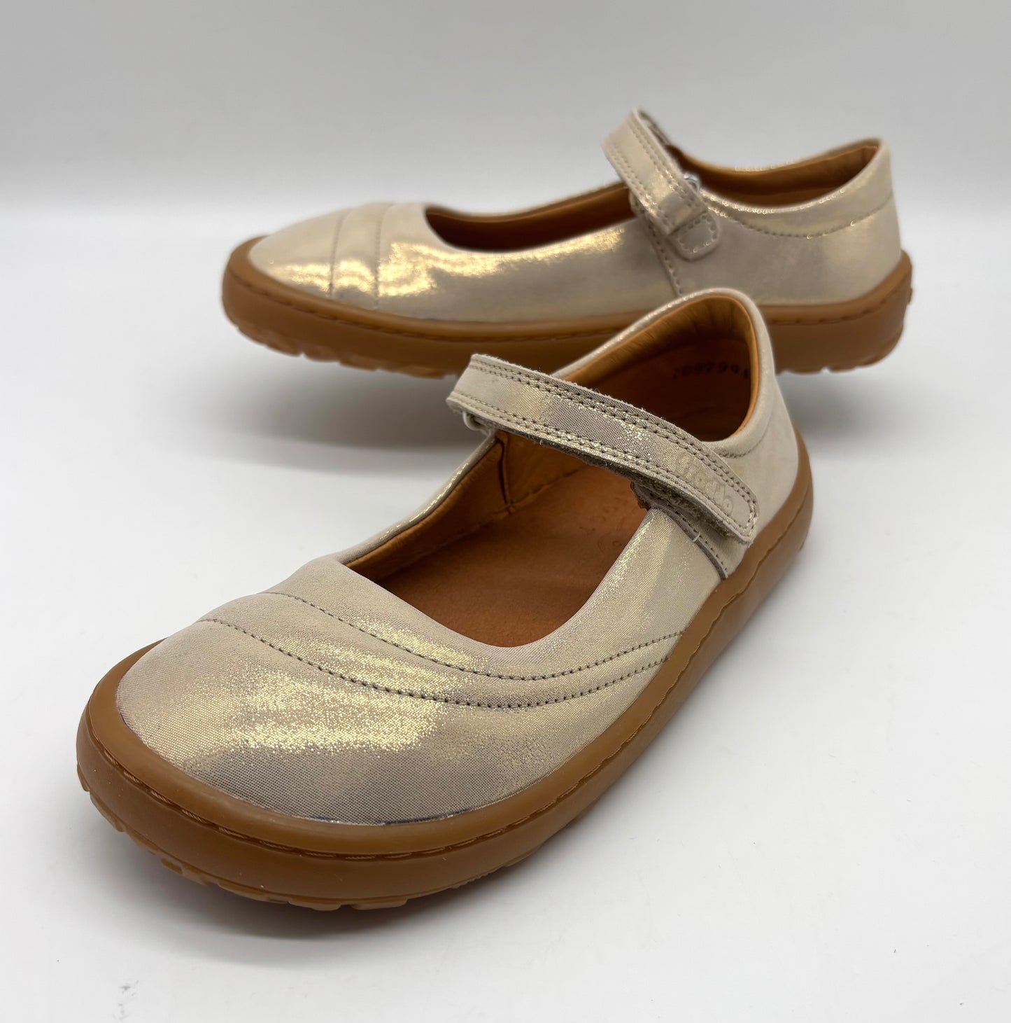 Froddo Barefoot Mary J .