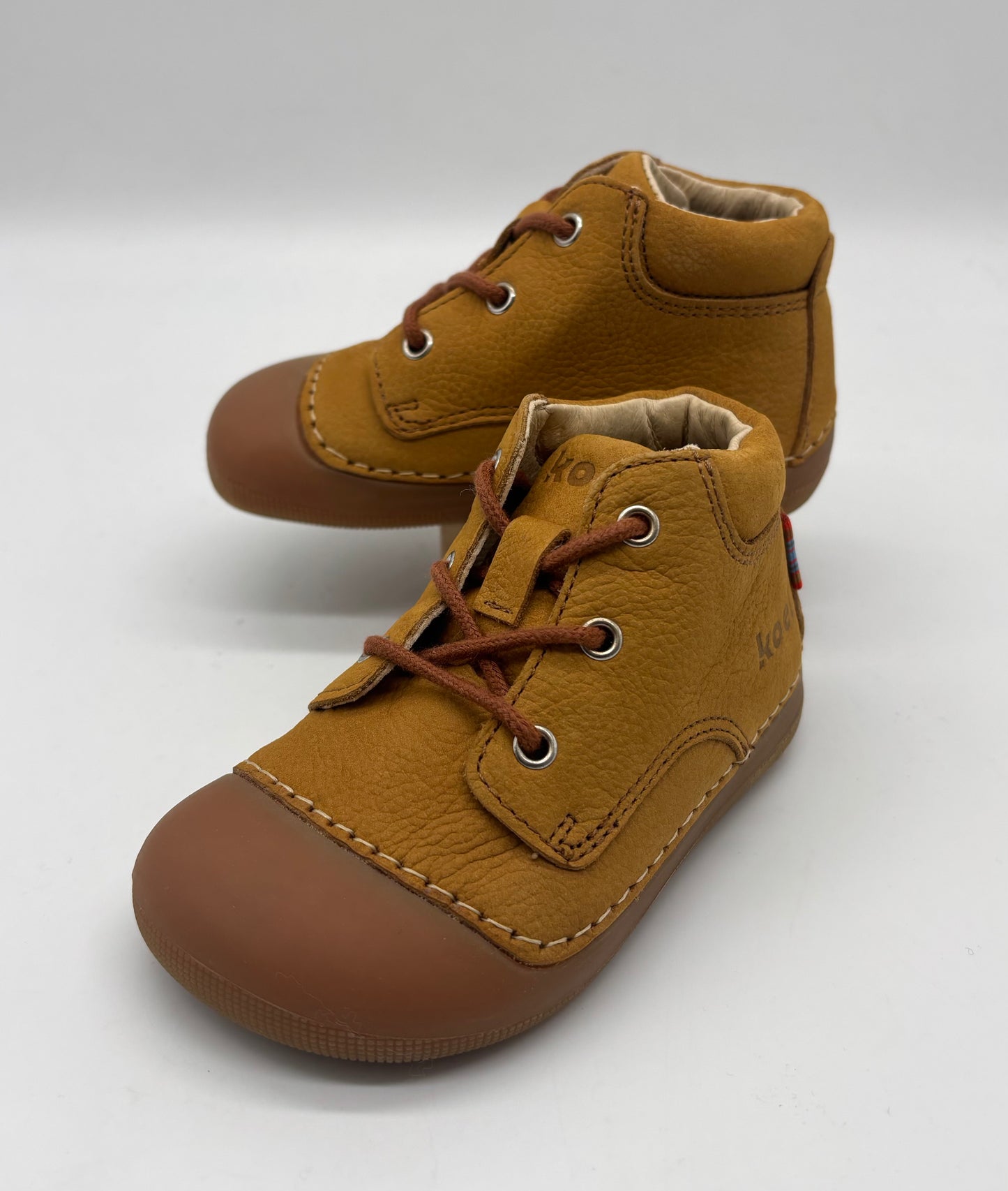 Koel Barefoot Avery Leather
