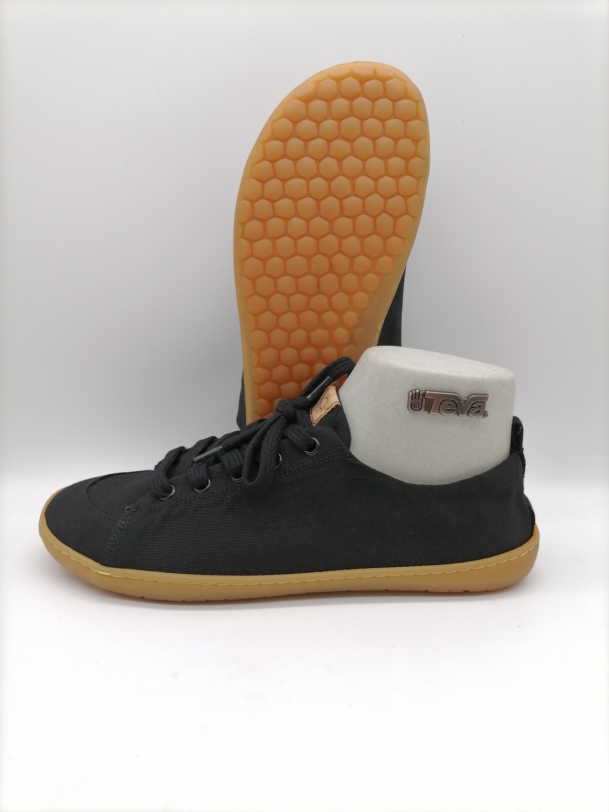 Mukishoes Jasper Low Liebevoll-getragen